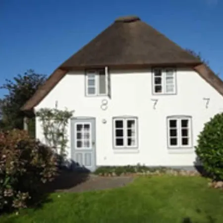 Holiday home Ferienhaus Midlum